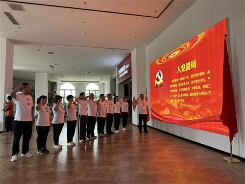 luck18新利·(中国体育)官方网站